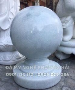 Cầu đá đặt đình chùa