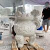 Lư hương chạm hoa sen đá trắng