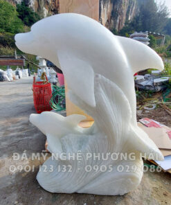 Tượng cá heo đá