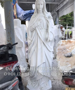 Tượng đức mẹ Maria