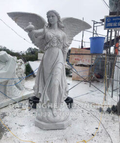 Tượng thiên thần bằng đá