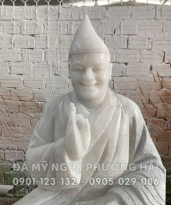 Tượng hình nhân theo yêu cầu