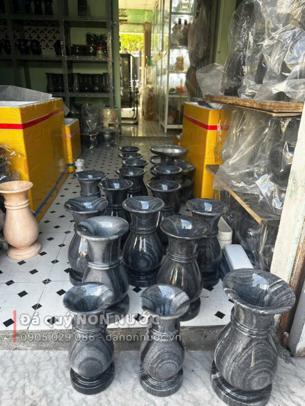 Lục bình cắm hoa