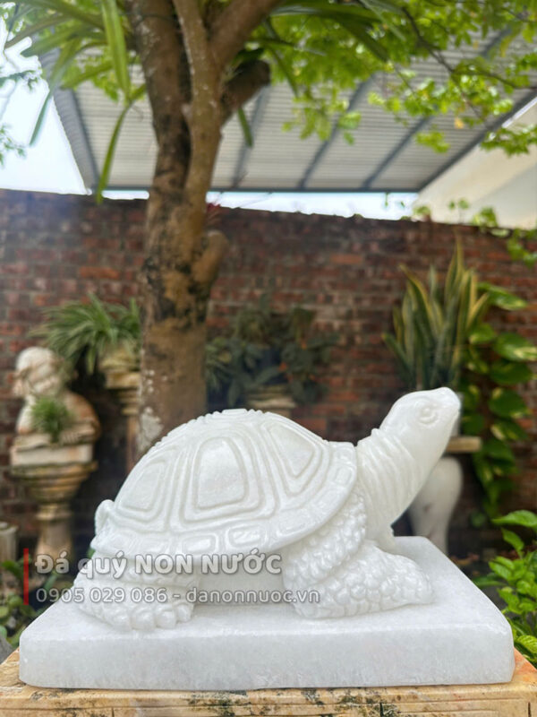 Tượng Rùa Đá